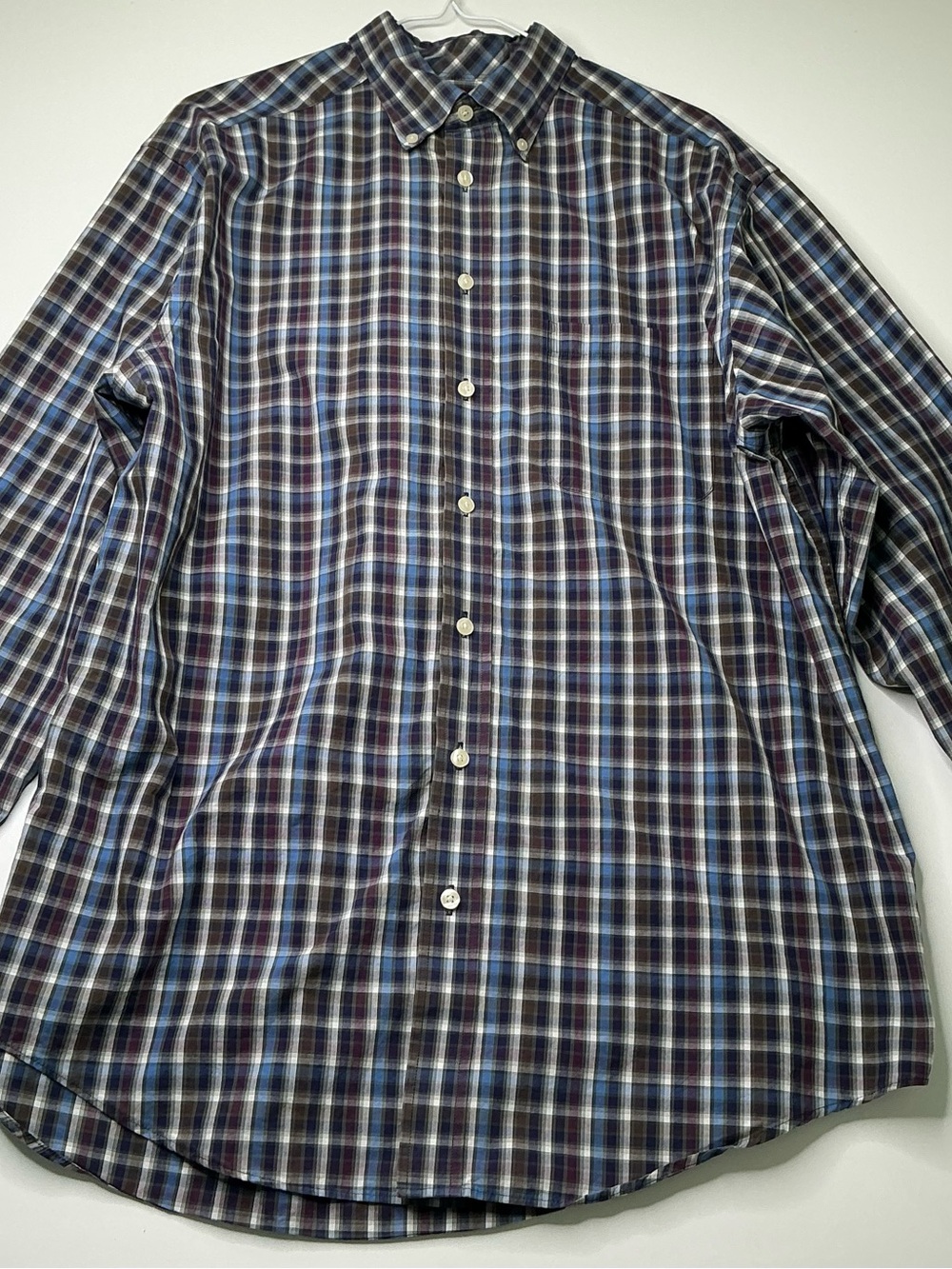 Roundtree & Yorke Mens LI Button Down Shirt Navy Blue Plaid Long Sleeve Cotton